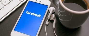 Facebook Gunning for LinkedIn with New Job Search Functionality